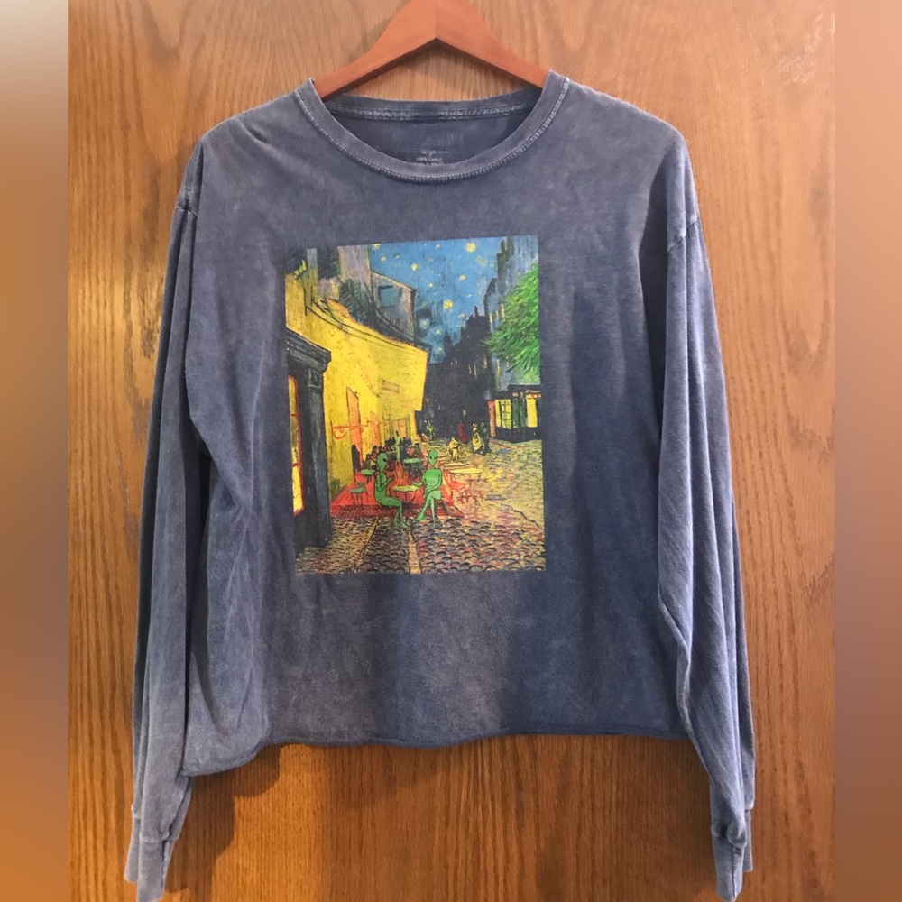 “Café Terrace at Night” alien long sleeve t-shirt blue Size L ‘Fifth Sun’ brand